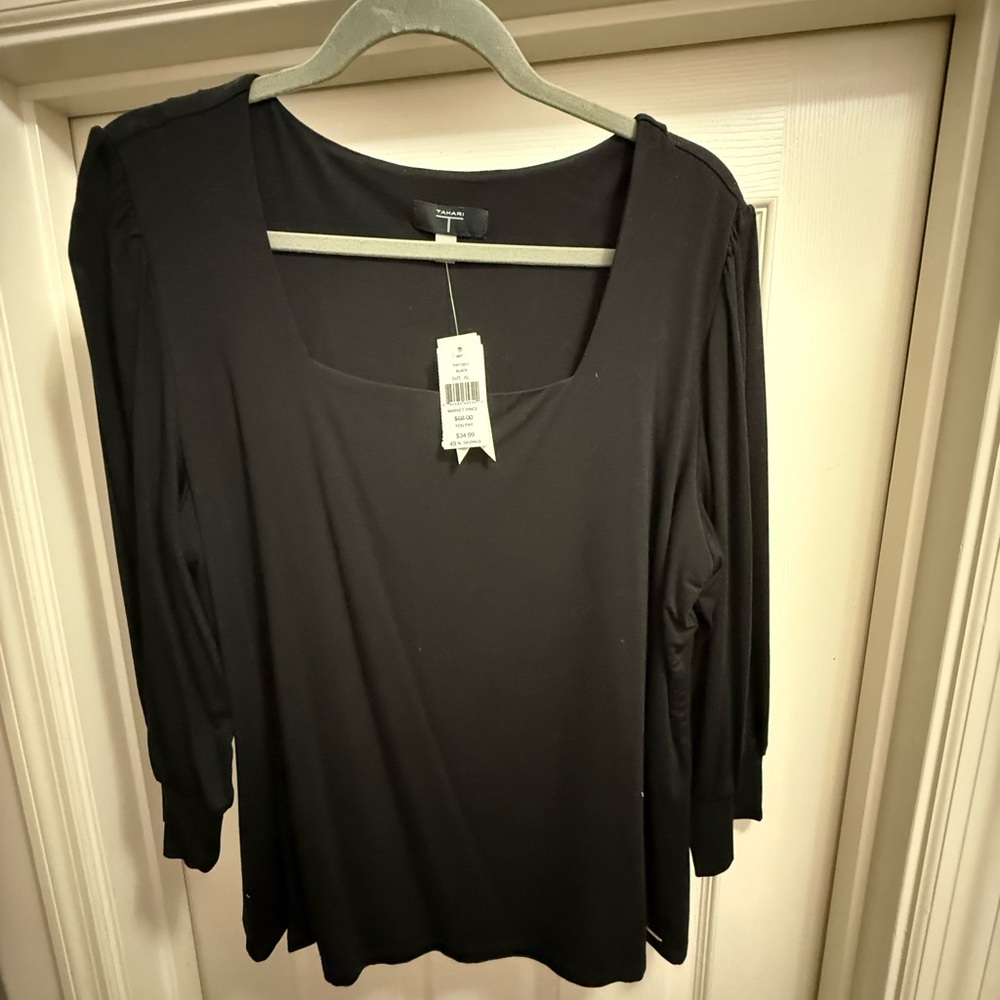 Tahari Black Scoop Neck Long Sleeve Top with Relaxed Fit